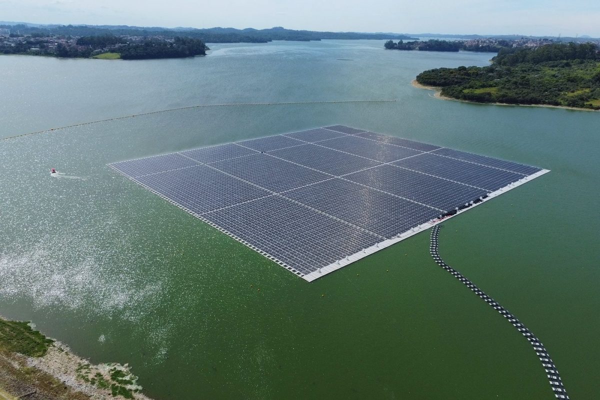 Governo de SP apresenta maior usina solar flutuante do país na represa Billings